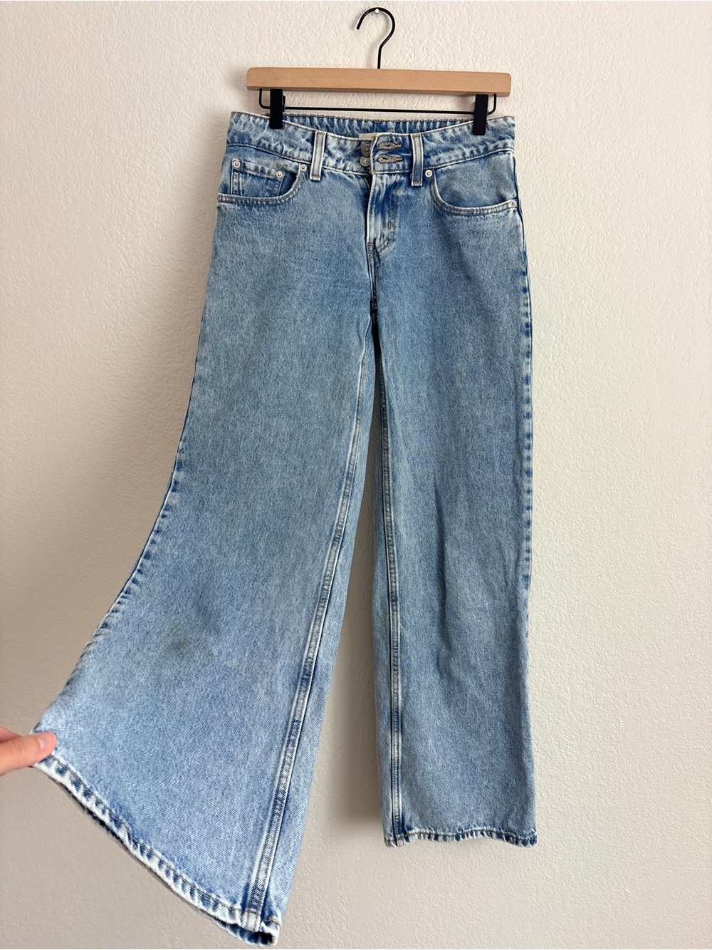 Levi’s Superlow 90s Jeans - Picture 2 of 9